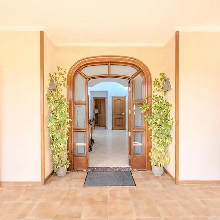Pons Paradise Villa *