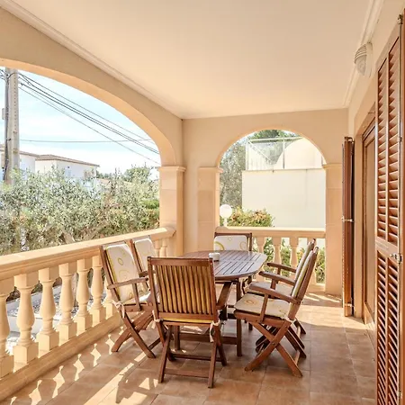 Pons Paradise Villa *